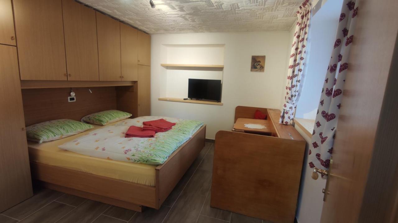 Ciasa Andy Appartement Badia  Buitenkant foto